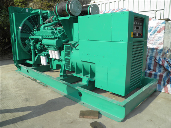 白塔发电机租赁-厂家给大家介绍发电机失磁现象